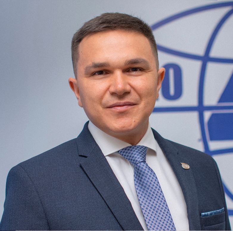 Плаксин Юрий