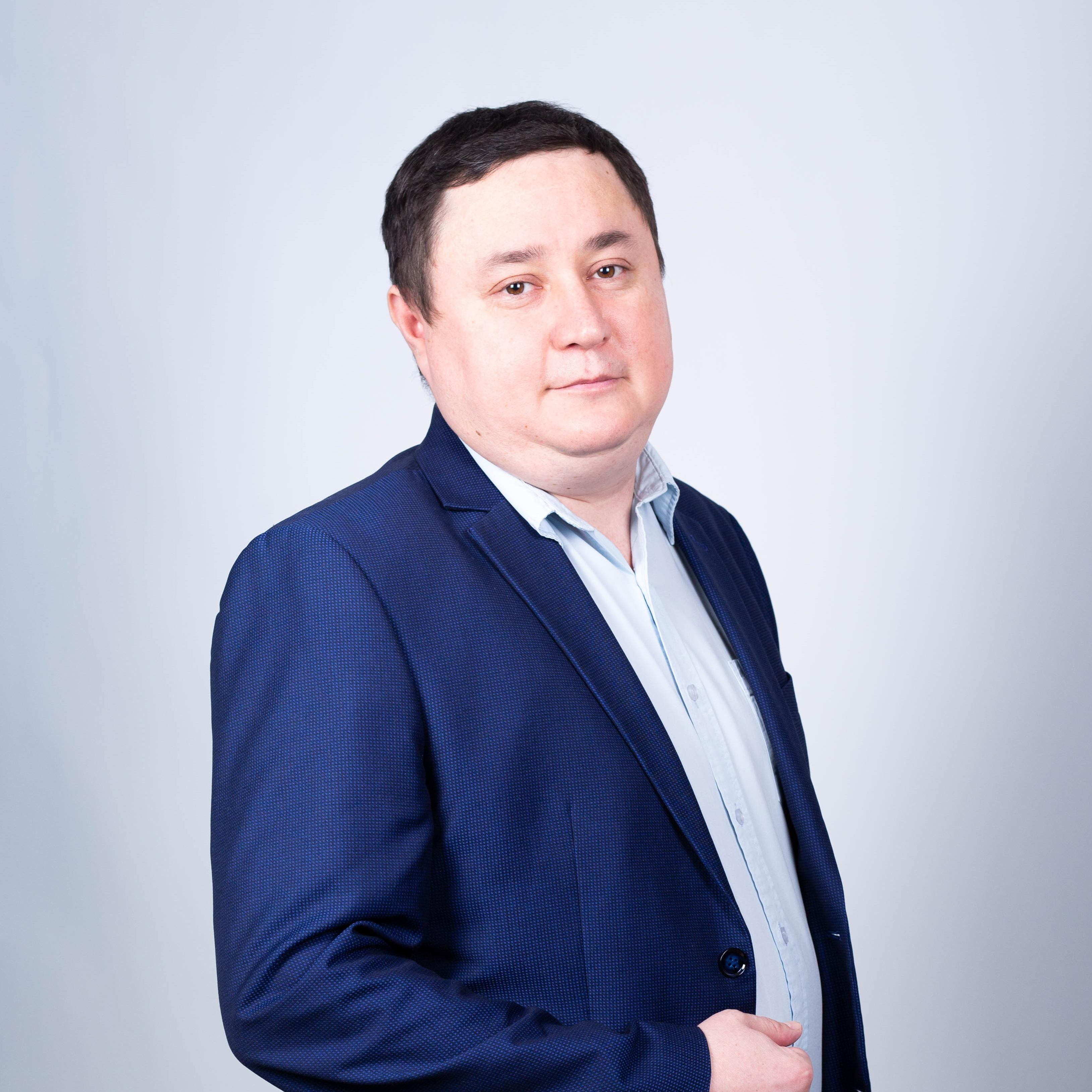 Ахмадуллин Фанис Ринатович