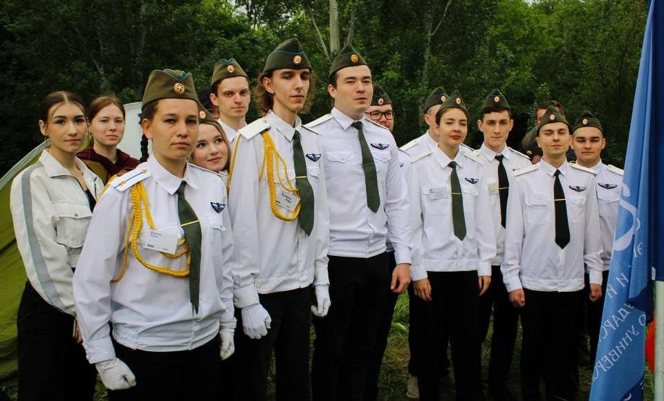 Военно – спортивная игра «Патриоты России»