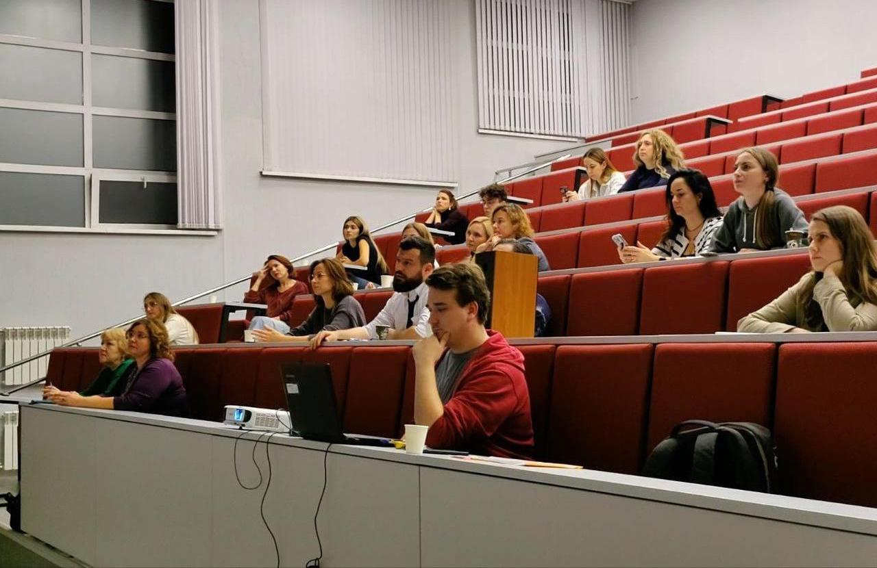 Киноклуб – новая площадка для неформальных встреч