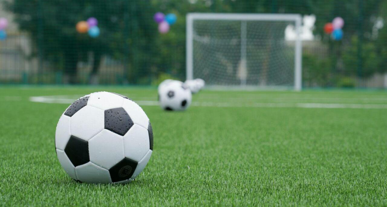 Спорт мостовая. Мини футбол.