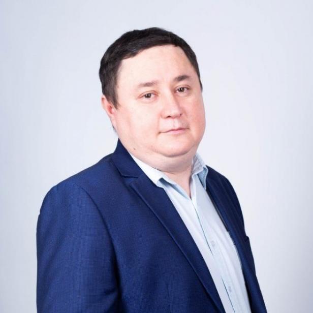 Ахмадуллин Фанис Ринатович