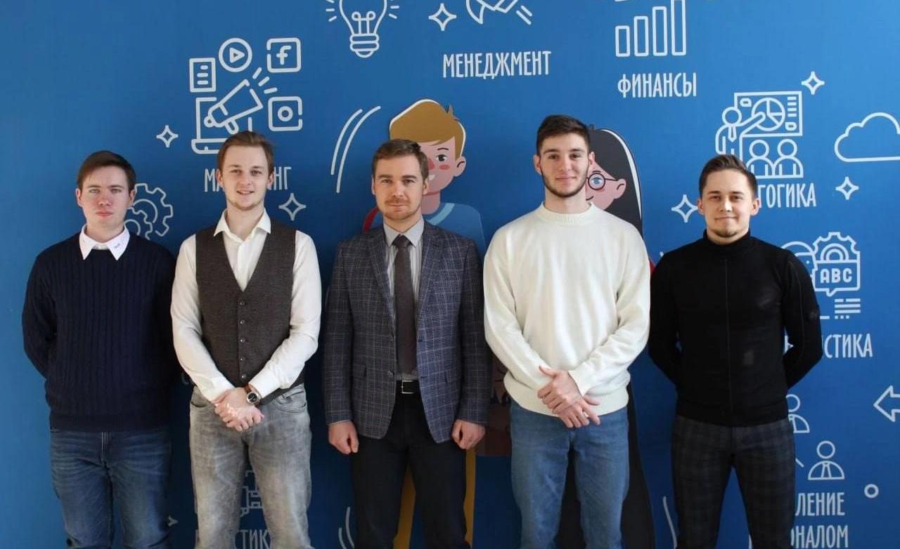 C 8 марта!